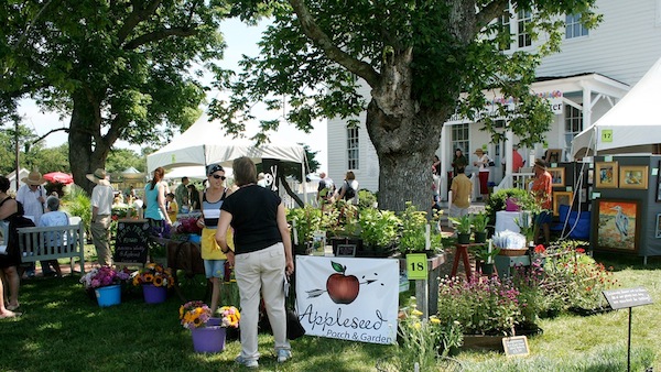 Art & Music on the Farm is an annual event at the Barrier Islands Center.